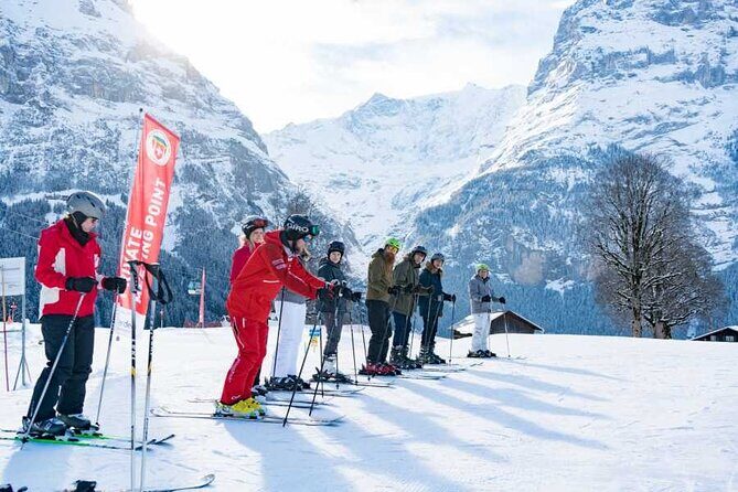1 Day Beginner Ski Package from Interlaken - From Interlaken to Grindelwald: how the day moves
