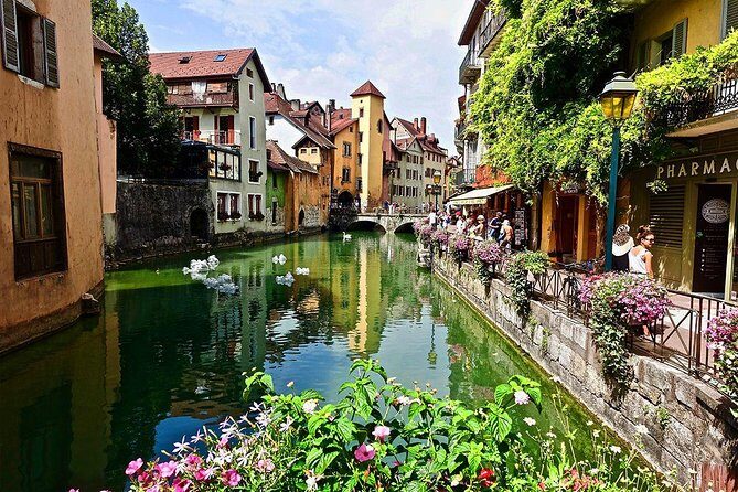 Annecy - Venice of the Alps - Tour from Geneva - Palais de l’Isle: the iconic stop that makes photos easy