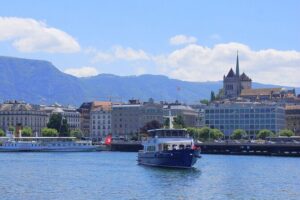 Audioguided sightseeing cruise of Geneva - Audio Guide Reality: CGN Tours, Phone Audio, and the No-Wi‑Fi Curveball