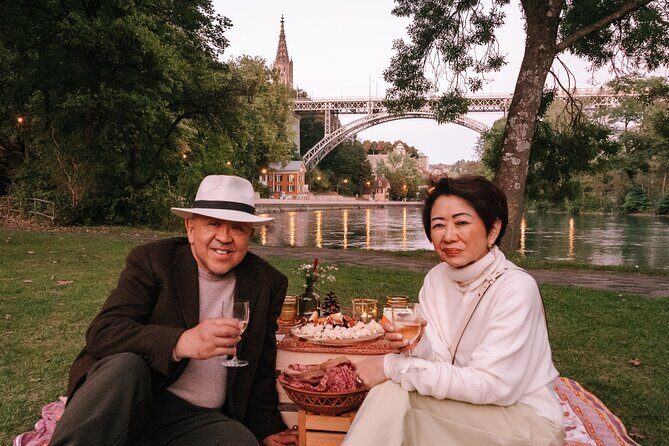 Bern Private Photoshoot with Optional Picnic by the River - Kristy (and Nico) know where to stand—and when to let you breathe