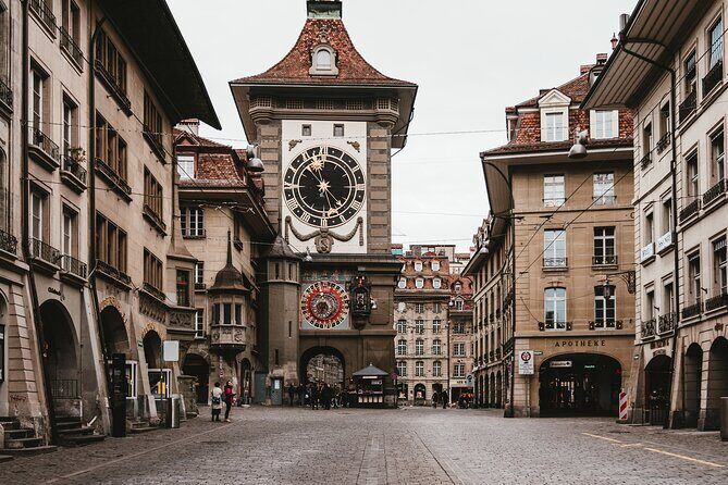 Bern Private Walking Tour with a Local - How the Personalized Part Actually Works (Phone/Chat + Your Interests)