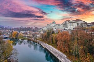Bern : Private Walking Tour with a Local Guide (Private tour) - Hotel pickup and meeting point realities (so your morning stays calm)