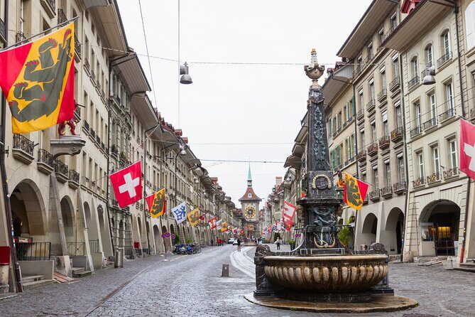 Bern Scavenger Hunt and Highlights Self Guided Audio Tour - Stop-by-stop: what you’ll notice on the Bern hunt