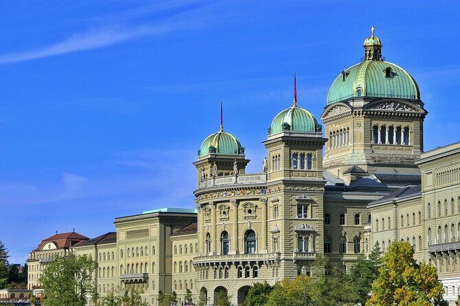 Bern Walking Tour: Explore Top Sights & Hidden Gems - Zytglogge Clock Tower: medieval timekeeping with real personality