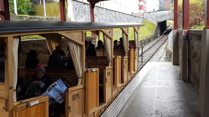 Cabrio Cable Car to Stanserhorn Half-Day Trip from Luzern - Getting from Luzern to Stans without wasting time