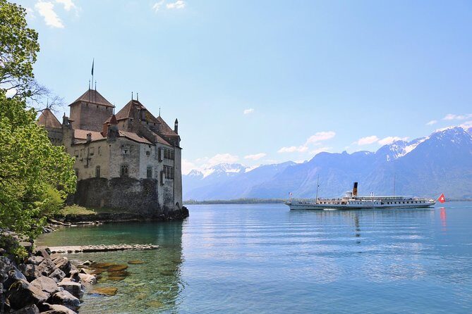 Chillon Castle Entrance Ticket in Montreux - Small rules that affect comfort: strollers, pets, dress code