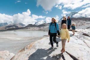Day Tour to Zermatt Matterhorn and Glacier Paradise from Geneva - Geneva to Tasch: The Bus Ride That Sets the Rhythm