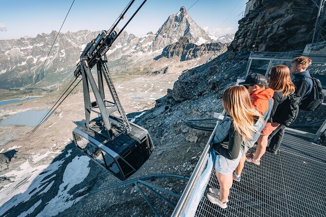 Day Tour to Zermatt Matterhorn and Glacier Paradise from Geneva - Zermatt Free Time: One Hour in the Old Town (Use It Wisely)