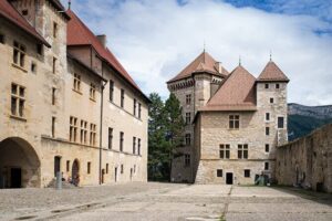 Day Trip to Annecy from Geneva - Pickup in Geneva: timing is handled, and communication seems solid
