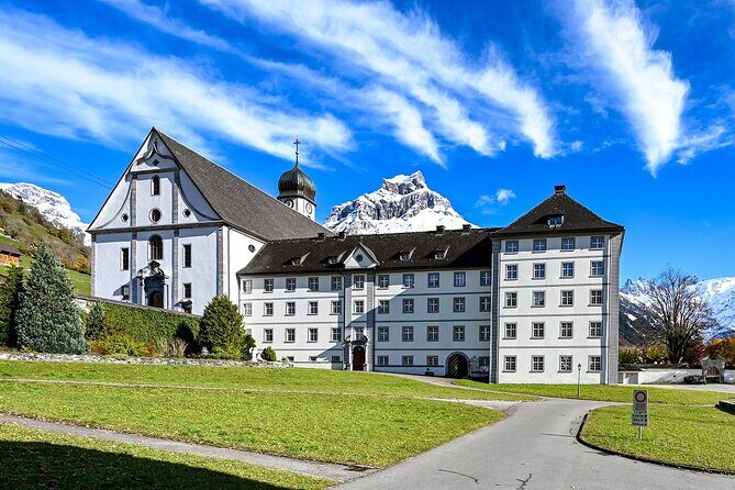 Day Trip to Engelberg from Zurich with visit of Lucerne - Luzern Altstadt in under an hour: Chapel Bridge and Town Hall, fast