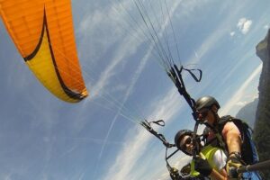 Discovery Flight Lucerne-Engelberg - Safety and Tandem Flying: What It Feels Like to Be in Good Hands