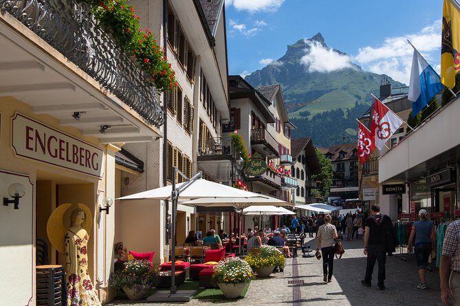 Engelberg Day Tour from Zurich with Lucerne Stop - Zurich to Engelberg on an air-conditioned coach
