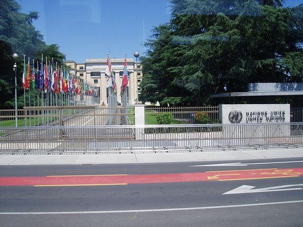 GENEVA EXCLUSIVE Complete Tour (PICK-UP), UN area & Old City - Key Highlights That Make This Tour Worth It