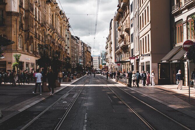 Geneva Private Walking Tour with a Local - Learning the City So You Can Explore After the Tour