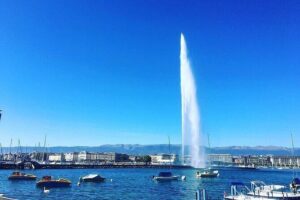 Geneva: Sightseeing of top Places Tour Electric TukTuk 1H15 tour - Price and value: $102.51 for a time-saving city overview