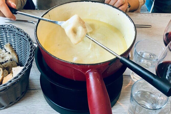 Gruyère Cheese and Chocolate Tasting Day Trip from Geneva - Stop 3: Maison Cailler and a Museum That Feels Like a Treat