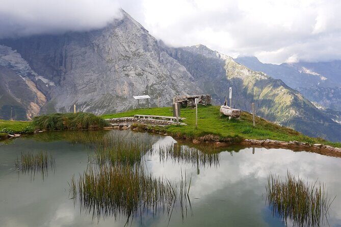 Heart of the Alps Private Hiking Tour from Lucerne - Staefeli Farm Lunch: A Traditional Stop Where Cash Helps