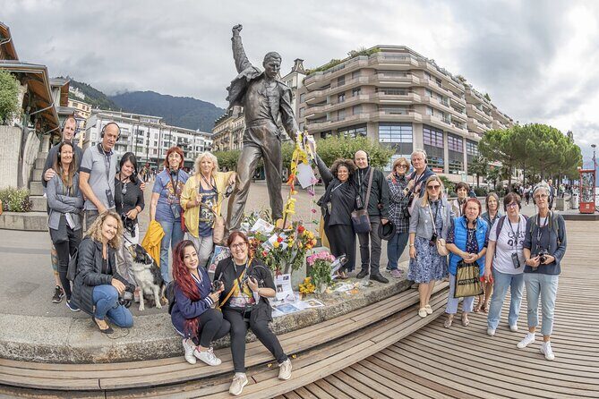In the footsteps of Freddie Mercury - Pacing and stops: how the guide keeps it leisurely