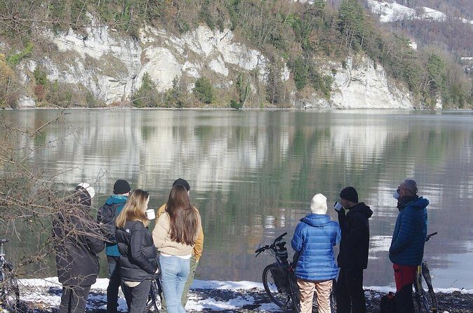 Interlaken Valley Winter E-Bike Tour: Rivers, Lakes & Castles - Unterseen Old Town at Stadthausplatz: history in a 5-minute window