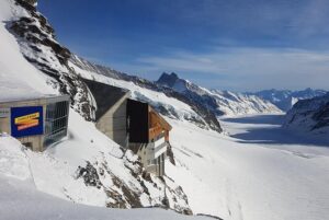 Jungfraujoch Top of Europe Private Day Trip from Interlaken - Interlaken Ost to Grindelwald: the valley approach
