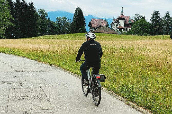 Lake Lucerne Peninsula e-Bike Tour - Bike Sizing and Getting Comfortable Fast