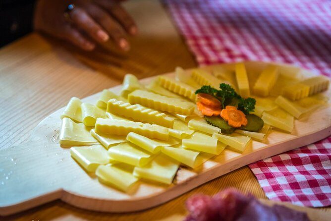 Lucerne CH Experience: Cheese, Chocolate, Chapel Bridge & Château - Five Swiss chocolates to kick things off the right way
