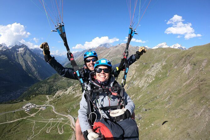 Matterhorn Paragliding flight in Zermatt (20-25min) - Wildlife Spotting With Binoculars and Real Interpretation