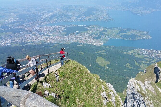 Mount Pilatus Summit from Lucerne With Lake Cruise - Free time on top: hiking choices and where lunch fits