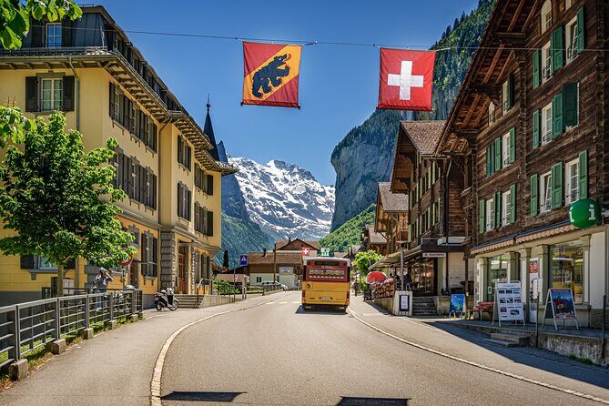 Mountain Majesty: Small Group Tour to Lauterbrunnen and Mürren - Why Lauterbrunnen and Mürren Work So Well in One Day