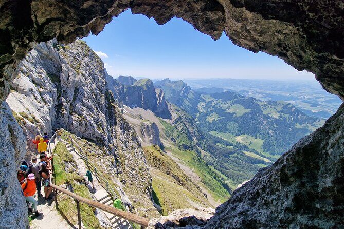 Mt Pilatus and Lucerne Day Trip from Zurich With Lake Cruise - Getting to Mt. Pilatus: Kriens to the top by Dragon Ride