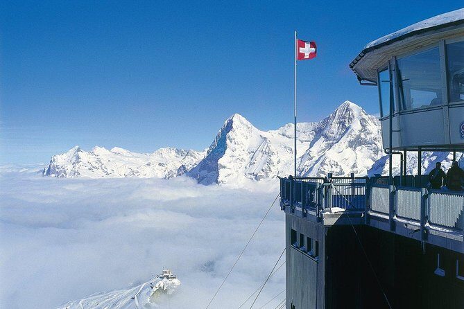 Mt. Schilthorn & Mürren Private Day Trip from Zürich - Stepping onto the LSMS cableways: built in 1965, still impressive
