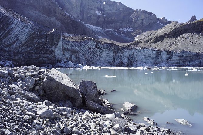 Natural Wonders of Switzerland: Private Day Tour from Zurich - Schwyz viewpoints and the Churchill-and-Queen-Victoria angle