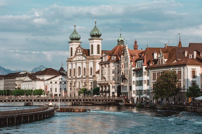 Official Guided City Tour of Lucerne - What’s included, what’s not, and what that means for your planning