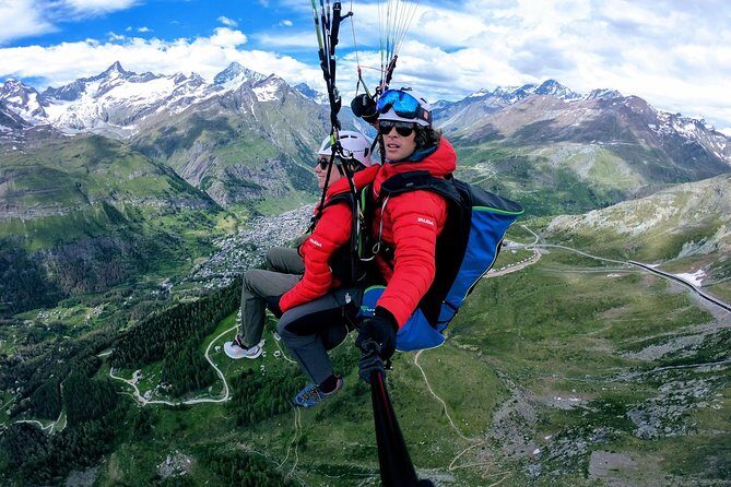 Paragliding mountain flight - How the timing feels: about 2 hours, with a full flight experience inside