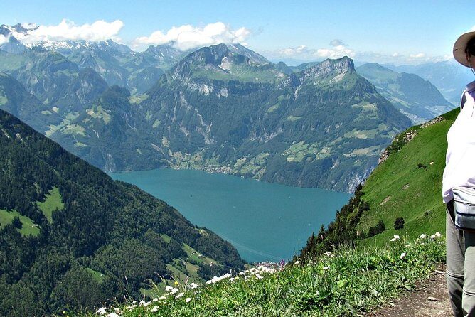 Peak to Peak Private Hiking Tour from Lucerne - Fronalpstock: the steep finale and the Lake Lucerne payoff