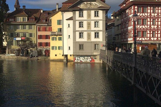 Private Classic Lucerne City Walk - Reuss River, Bridges, and Fort Walls: Why Lucerne Looks So Coherent