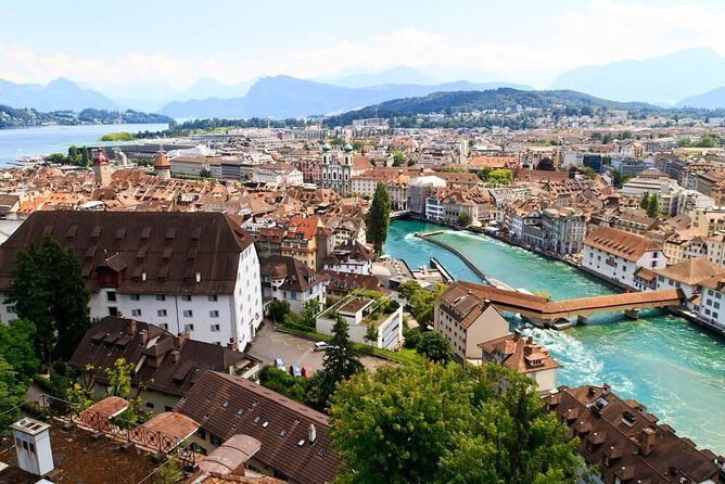 Private Transfer: Lucerne to Zurich Airport ZRH by Business Car - Meet-and-greet that finds you fast (and reduces airport hassle)