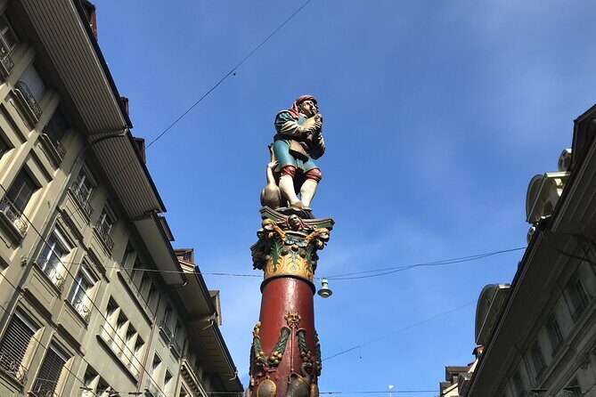 Self-Guided Audio City Tour in Bern - The mid-route fountain stopovers: Vennerbrunnen and Gerechtigkeitsbrunnen