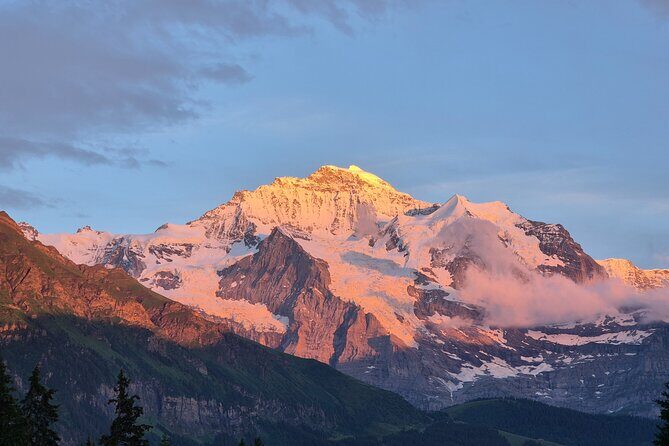 The best Sunset hike with Cheese Fondue - Chocolate dessert: three Swiss favorites, not the usual suspects