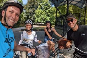 Urban Bike Tour Zurich - Rolling in from Konradstrasse into Langstrasse