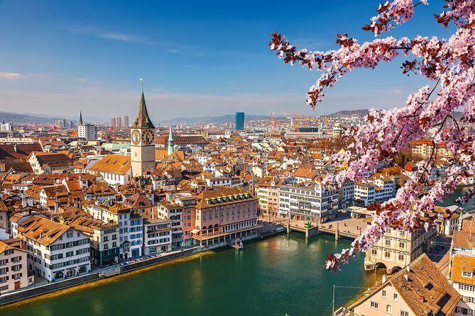 Zurich City, Lake Cruise and Chocolate (Private Tour) - Old Town walking: guild houses, town hall, and churches