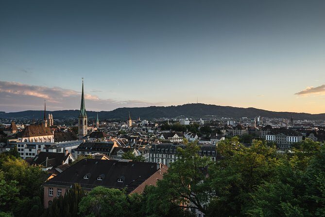 Zurich City Tour with Audio Commentary - Comfort, Wi‑Fi, and the reality of audio from a moving bus