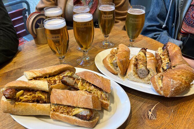 Zurich Food Tour with 10 Local Delicacies, Cheeses & Chocolates - Zwinglipl. 7 and the Grossmünster area: when faith and food share the same streets