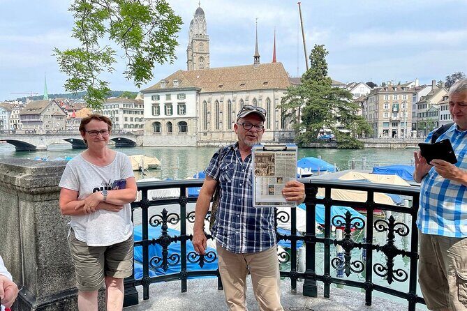 Zurich Highlights with Lake Cruise & Optional FIFA Museum Ticket - The 1-Hour Lake Zurich Cruise: Scenic Water Views With a Public-Transit Feel