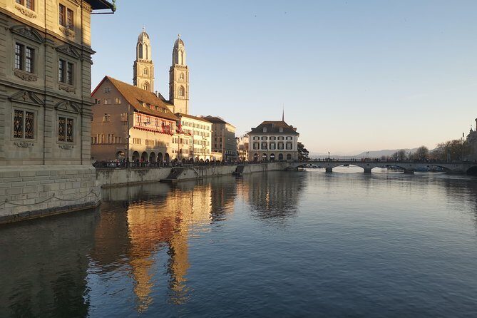 Zürich Historic District Tour - From HirschenNiederdorfstrasse to Central Polybahn’s Scenic Viewpoint