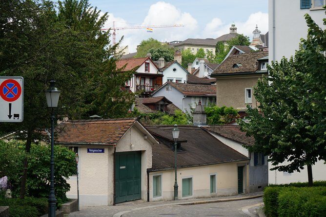 Zürich Historic District Tour - Fraumunster Church and the Chagall Windows Stop