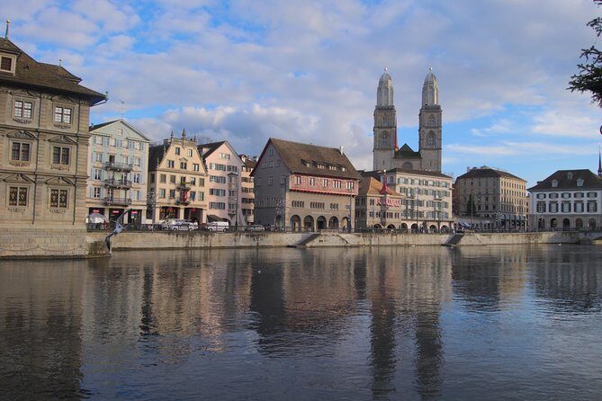 Zurich Private Customizable Guided Walking Tour - Fraumünster Church: Chagall and Giacometti, Explained While You Look